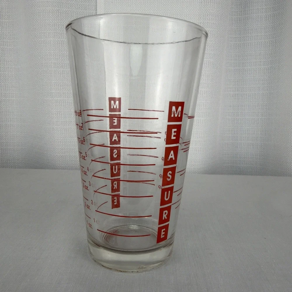 Vintage MCM midcentury Libbey Duratuff liquid/dry measuring glass red graphics